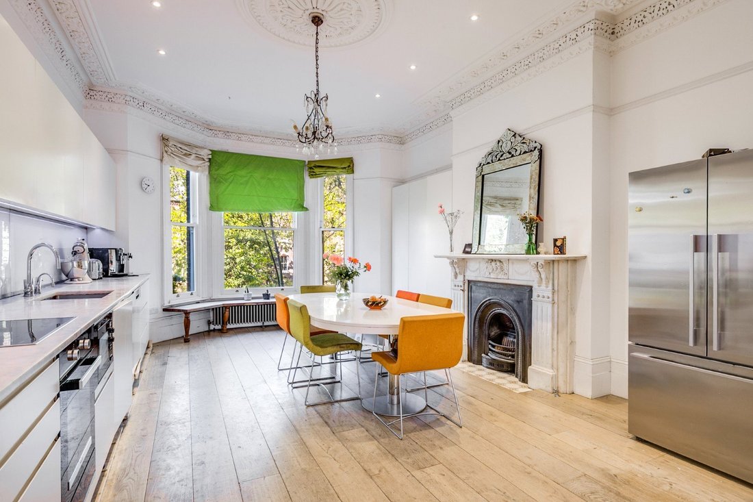 House in Swiss Cottage, Camden, England 5 - 19134870