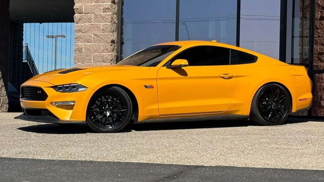 Coupe in Tucson, AZ, United States 3 - 19129053
