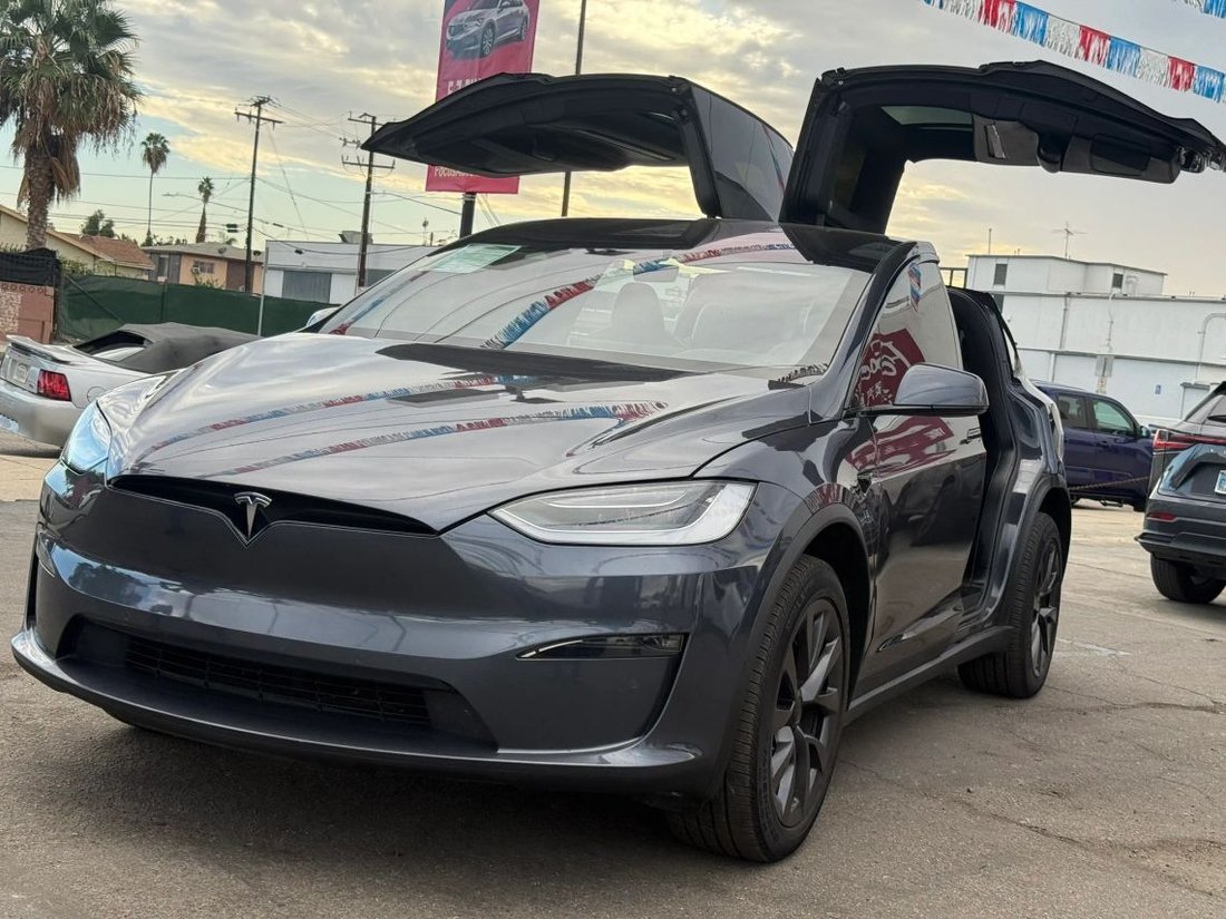 Suv in El Monte, CA, United States 2 - 19134040