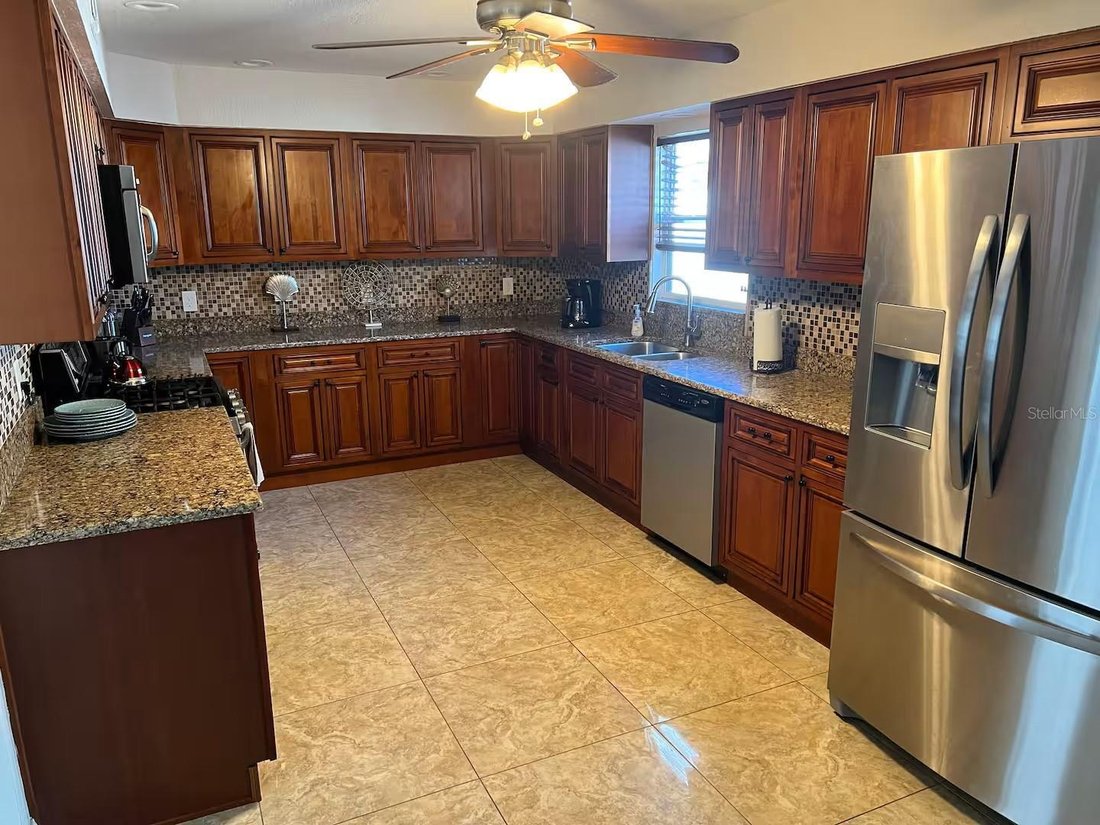 House in Seminole, Florida, United States 3 - 19130693