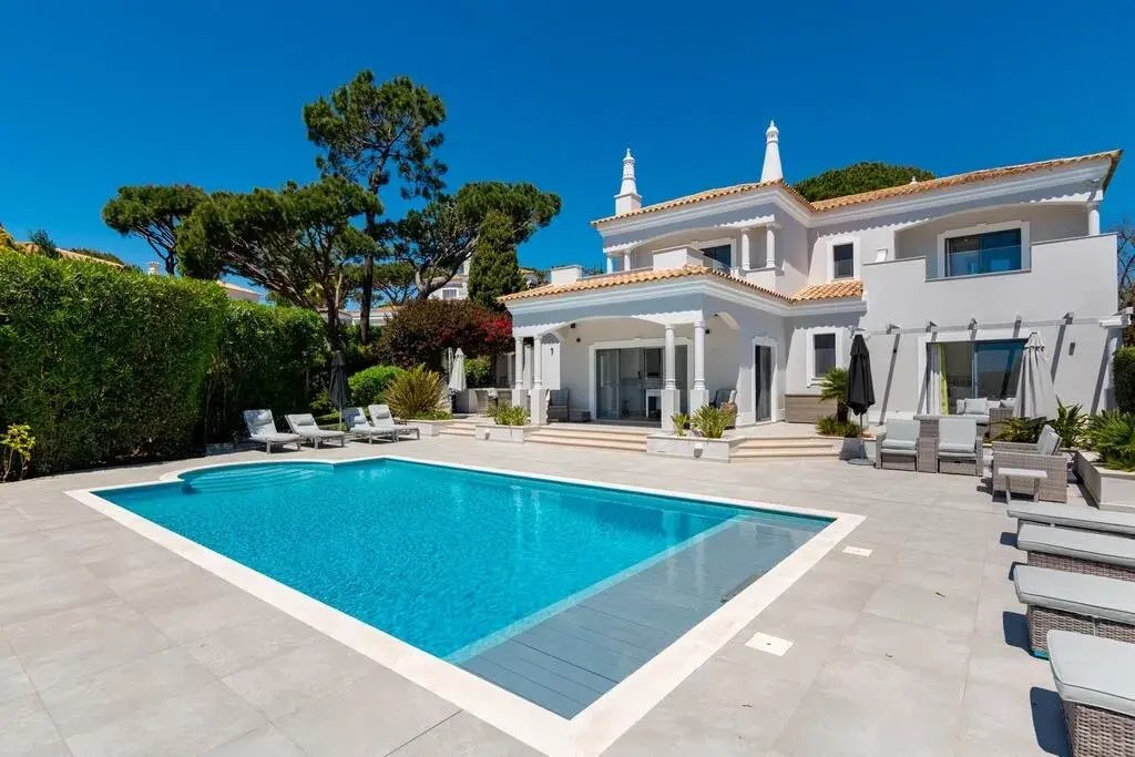 Villa in Portugal 2 - 18438898
