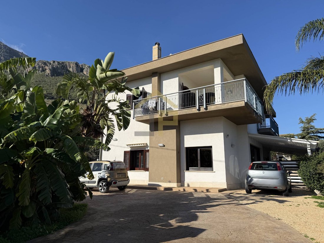 Villa in Castellammare del Golfo, Sizilien, Italien 1 - 19133160