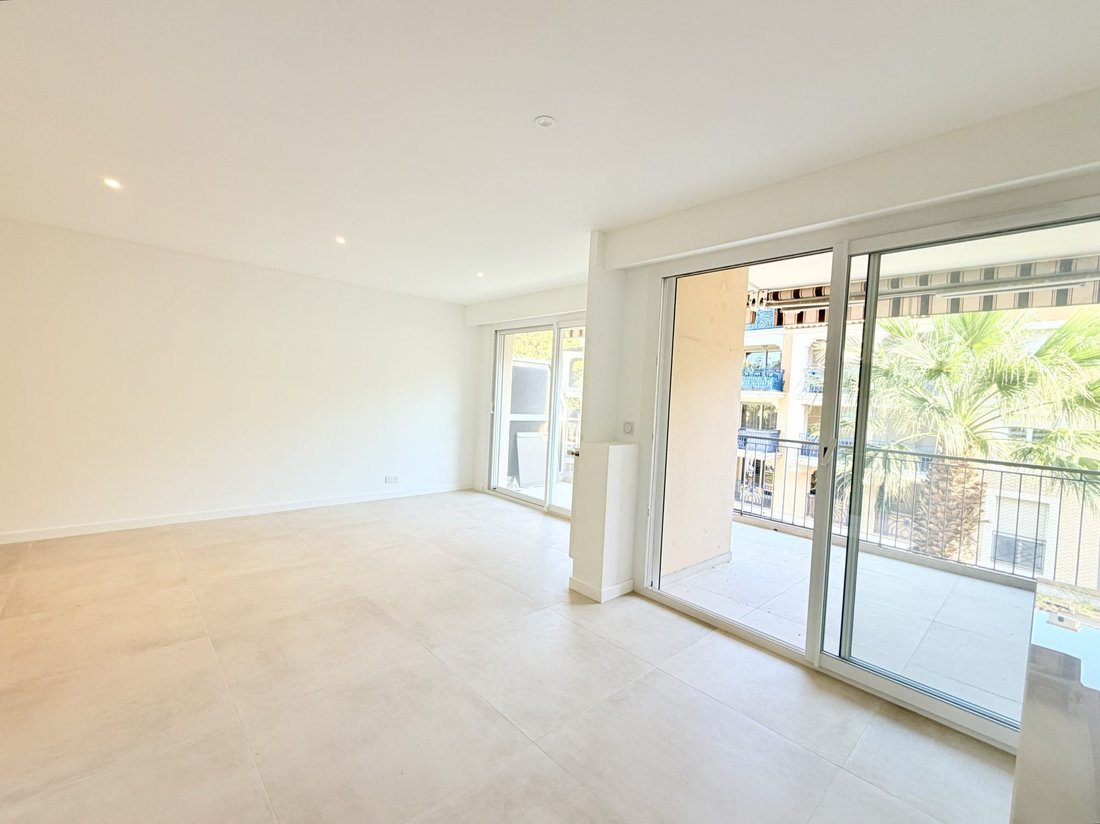 Wohnung in Ville-Les Saquedes-Le Bouillonnet, Sainte-Maxime, Frankreich 5 - 17072473
