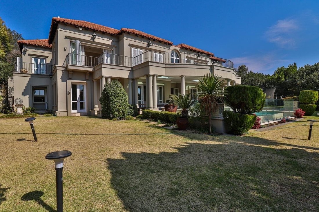 Casa en Sandhurst, Sandton, Sudáfrica 1 - 19126367