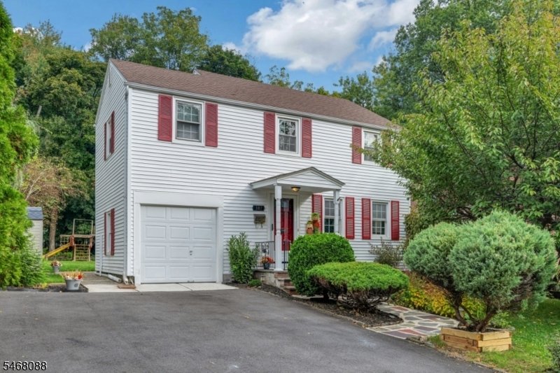 House in Bloomfield, New Jersey, United States 1 - 19129491