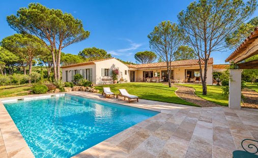 Villa en Grimaud, Provenza-Alpes-Costa Azul, Francia 1