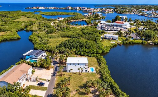 Maison à New Port Richey, Floride, États-Unis 1