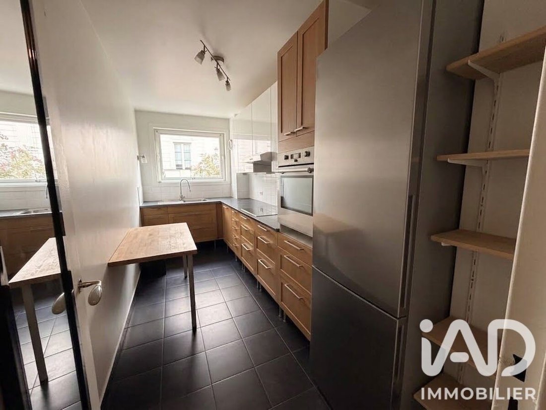 Apartment in Porte Saint Denis-Paradis, Paris 10e Arrondissement, Paris 5 - 19130167
