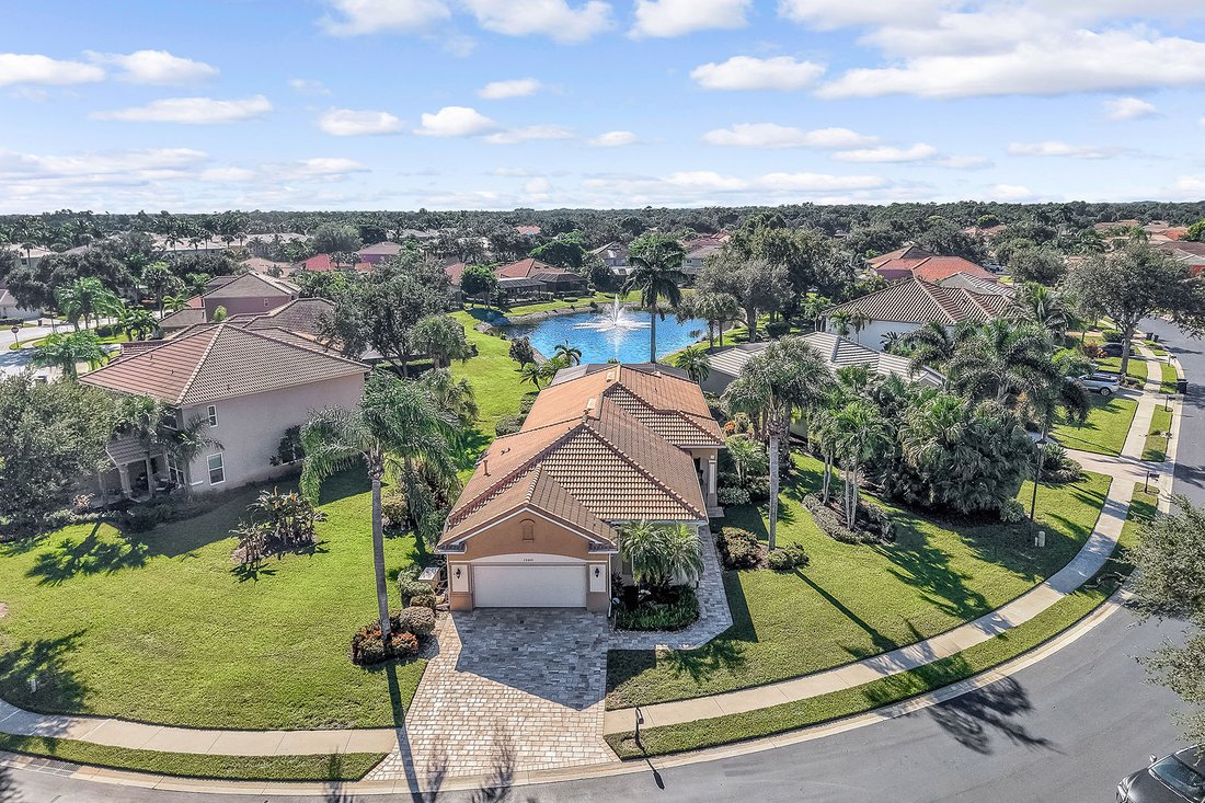 House in Estero, Florida, United States 3 - 19123606