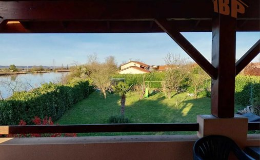 Haus in Le Sud, Vaulx-en-Velin, Frankreich 1