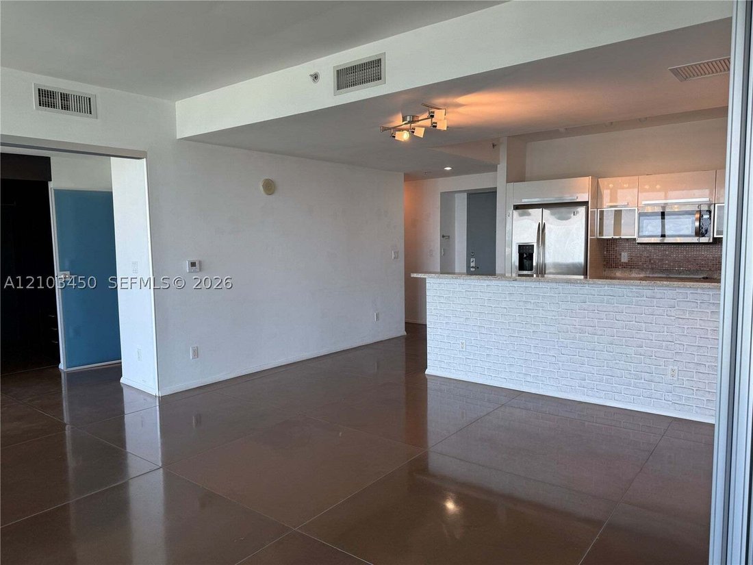 Condo in Miami, Florida, United States 5 - 19125242