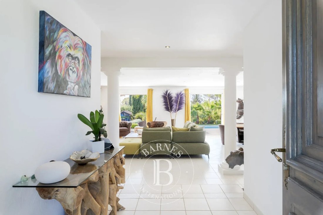 Villa in La Motte, Provence-Alpes-Côte d'Azur, France 4 - 19131065