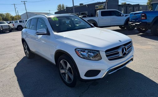 2016 Mercedes-Benz GLC GLC 300 Sport Utility 4D in Frankfort, IN, United States 1
