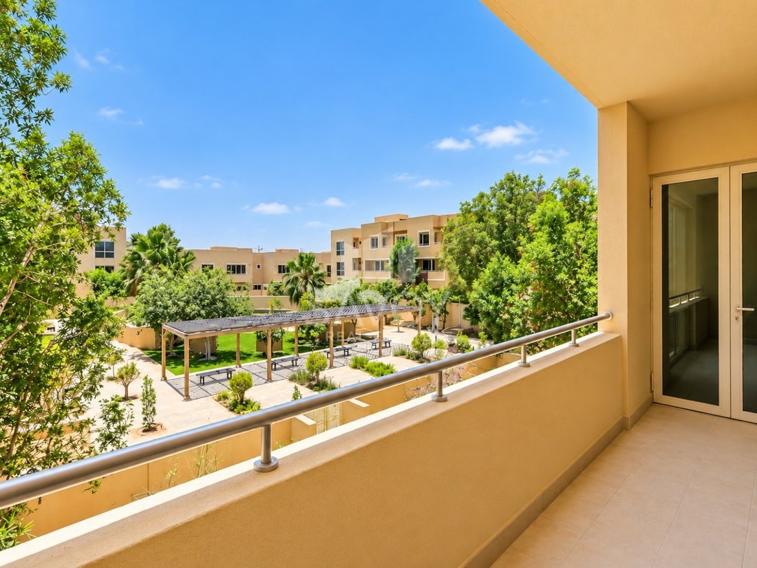 Residenza a Città di Khalifa, Abu Dhabi, Emirati Arabi Uniti 1 - 19034212
