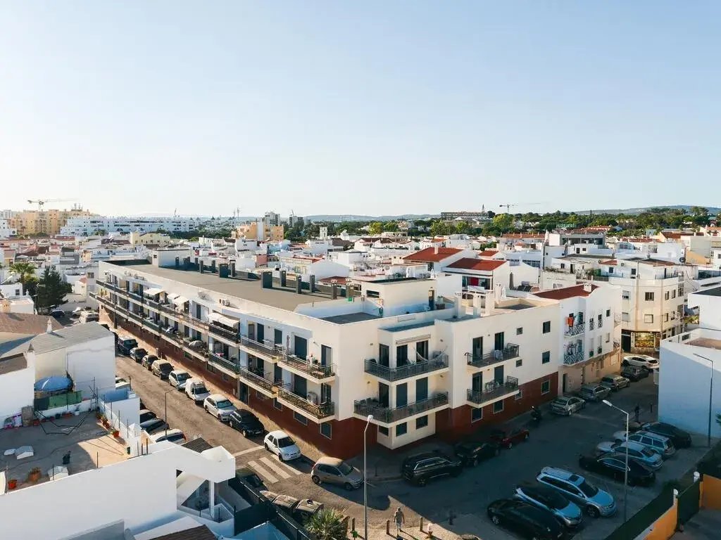 Apartamento en Quarteira, Algarve, Portugal 1 - 18981357