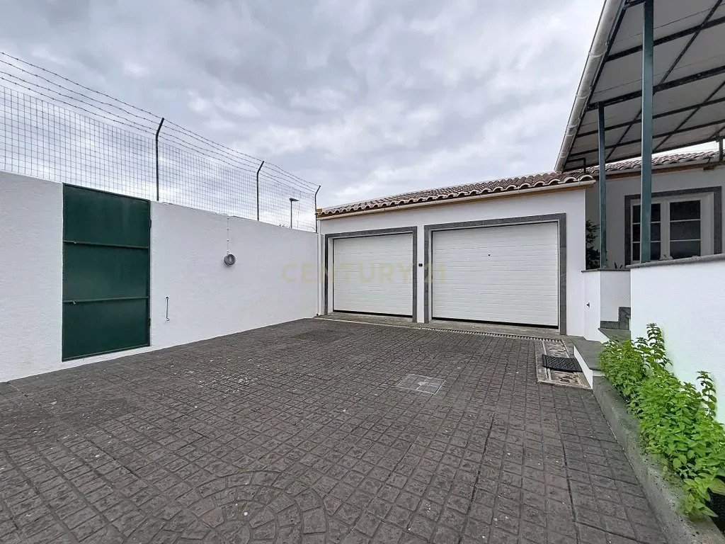 Villa in Ponta Delgada (Sao Jose), Azores, Portugal 5 - 19133760