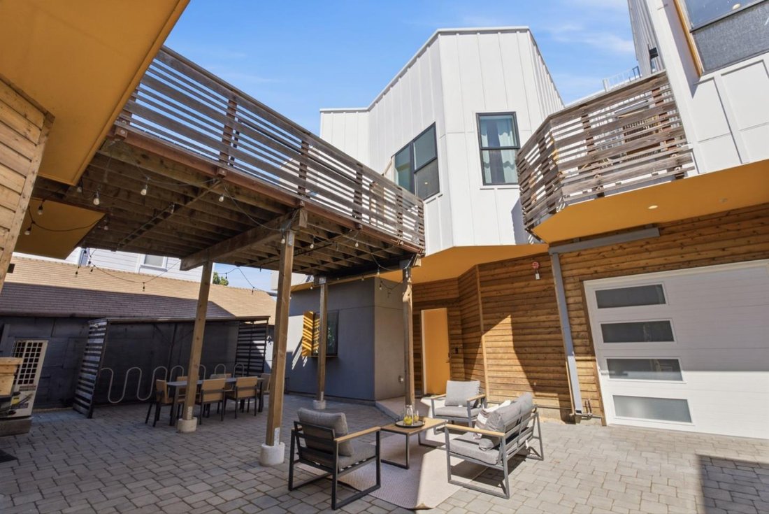 Condo in Oakland, California, United States 4 - 19133649