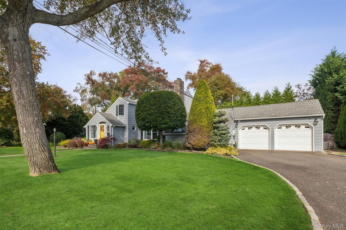 House in Massapequa, New York, United States 3 - 19121861
