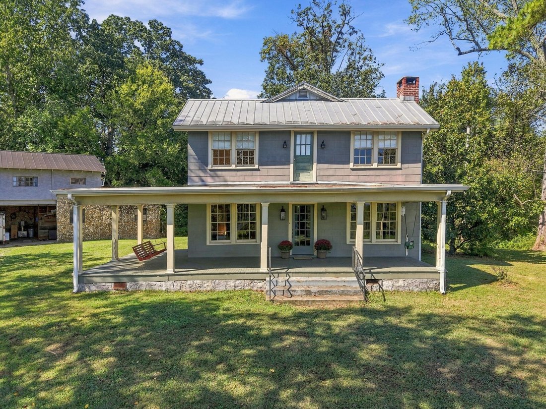 Farm Ranch in Rossville, Georgia, United States 2 - 19121323