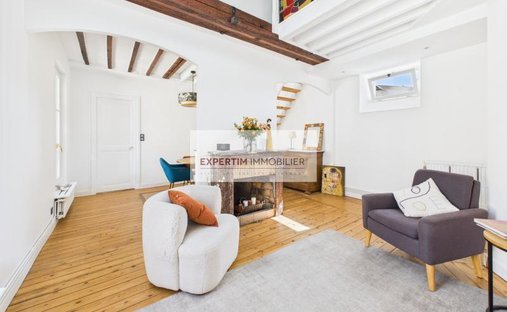 Apartment in Domaine National du Château, Versailles, France 1