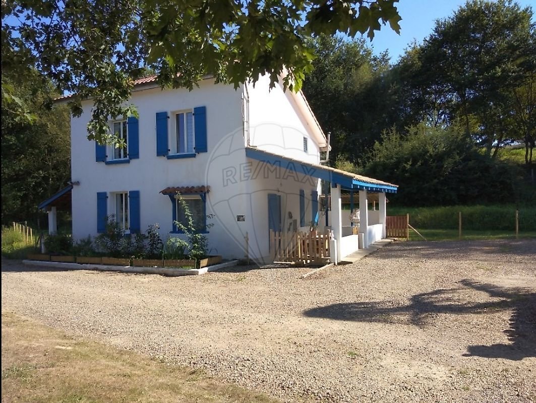 House in Gamarde-les-Bains, Nouvelle-Aquitaine, France 4 - 19129958