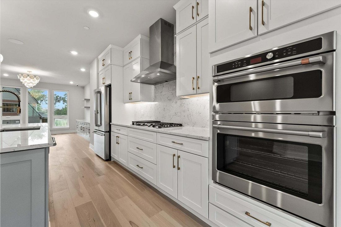 Townhouse in Naperville, Illinois, United States 5 - 19132150