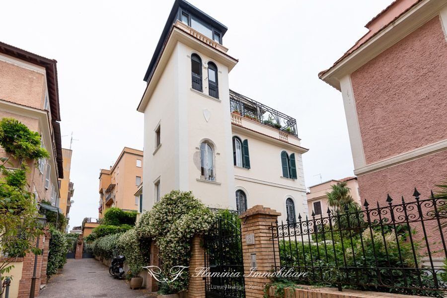Villa in Gianicolense, Rome, Lazio 1 - 16555782