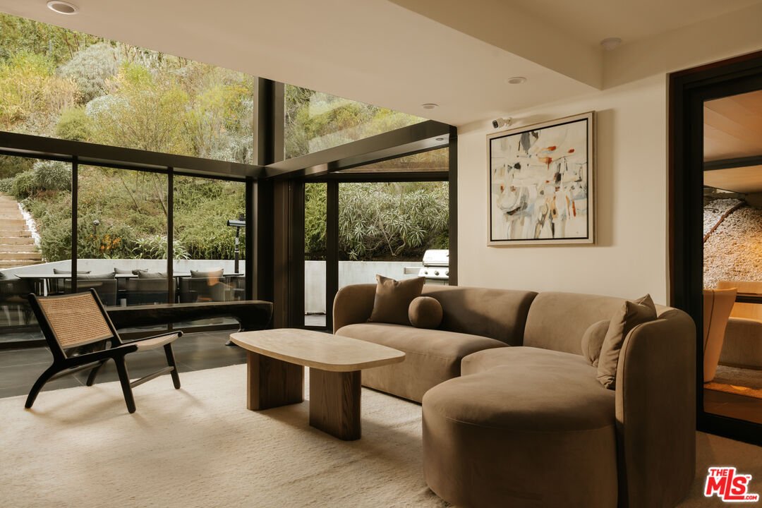 House in Los Angeles, California, United States 3 - 19129522
