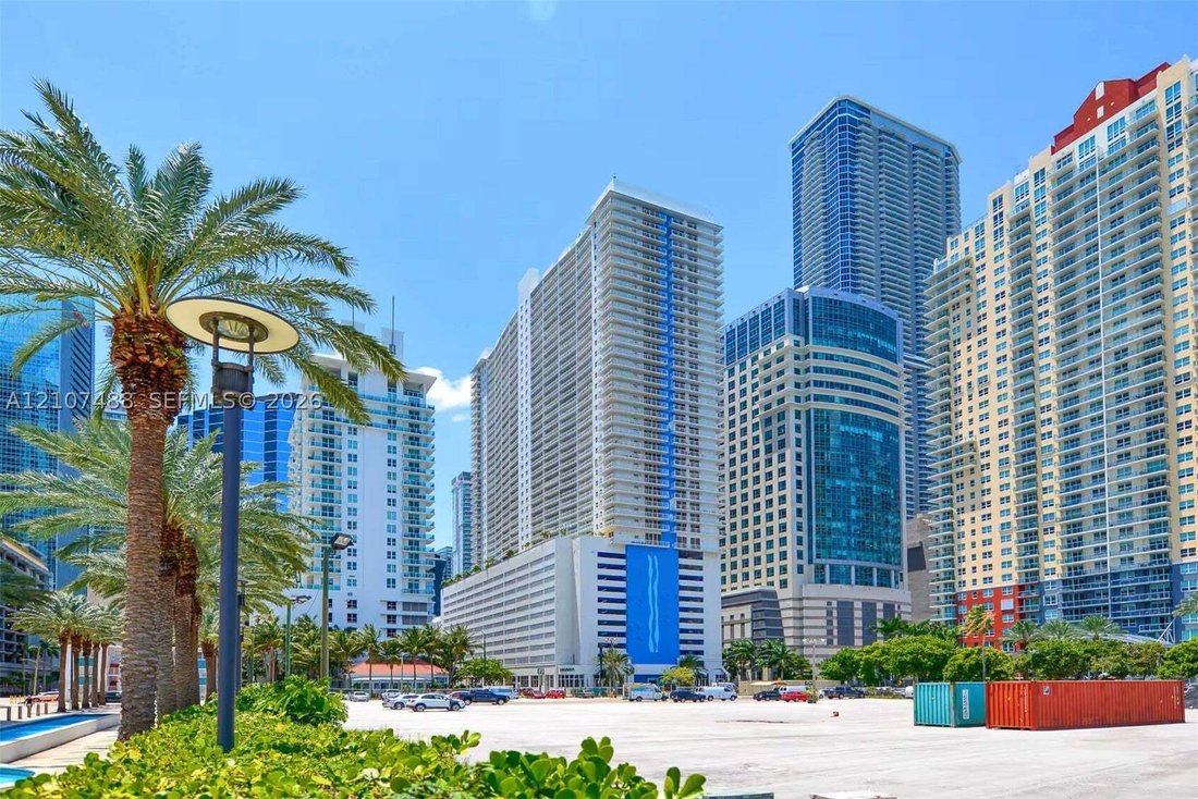 Eigentumswohnung in Miami, Florida, Vereinigte Staaten 1 - 19121973
