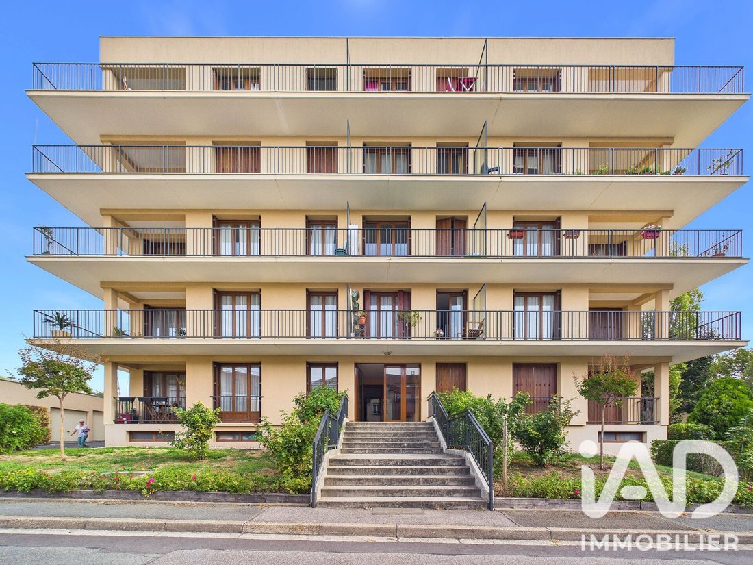 Apartment in Le Chesnay, Le Chesnay-Rocquencourt, France 1 - 19134264