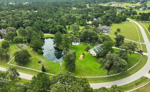 House in Magnolia, Texas, United States 1
