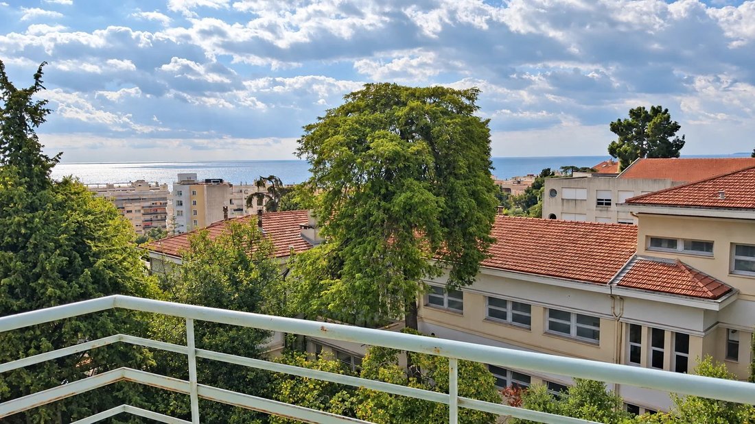 Apartamento en Niza, Provenza-Alpes-Costa Azul, Francia 1 - 19122670