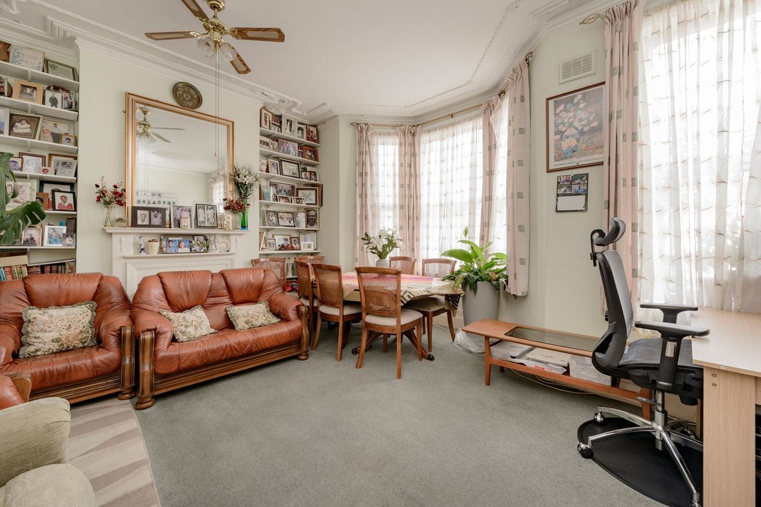 Haus in Queens Park, Brent, England 1 - 19124495