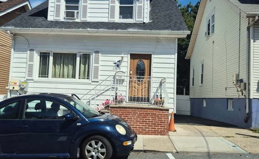 House in North Bergen, New Jersey, United States 1