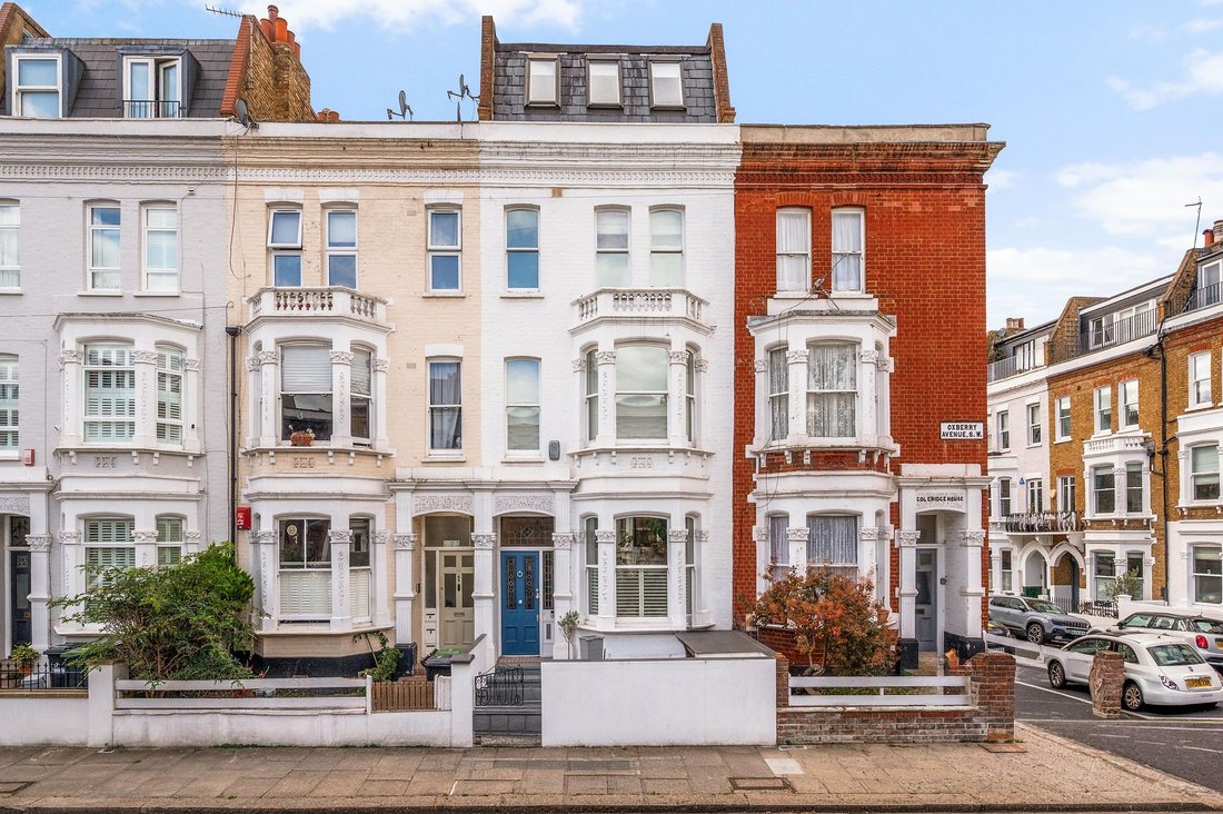 House in Parsons Green, Hammersmith and Fulham, England 1 - 19121956