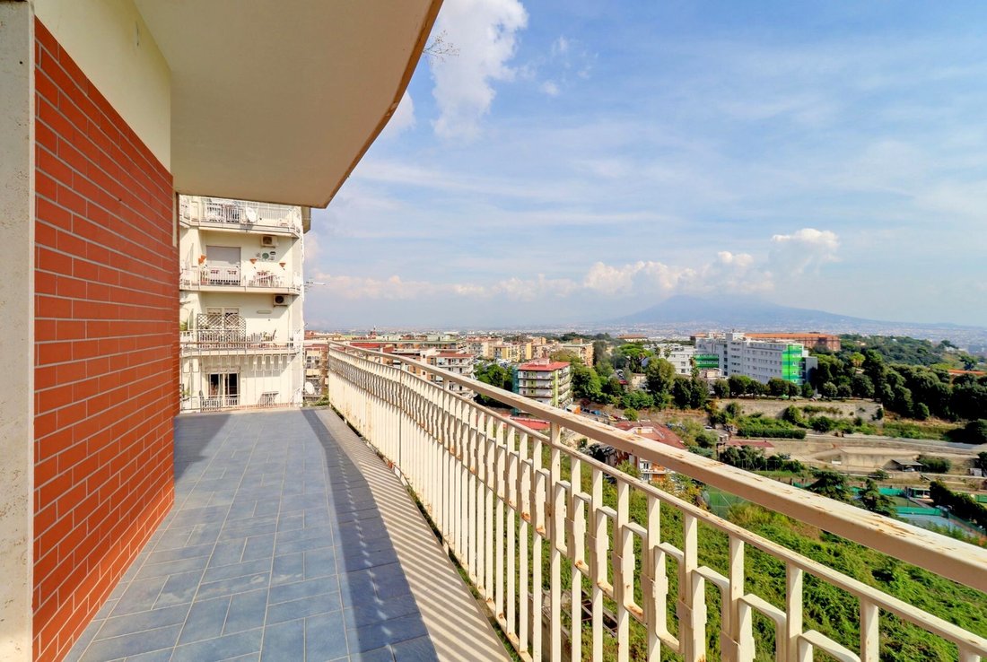 Appartement à Naples, Campanie, Italie 3 - 19121983