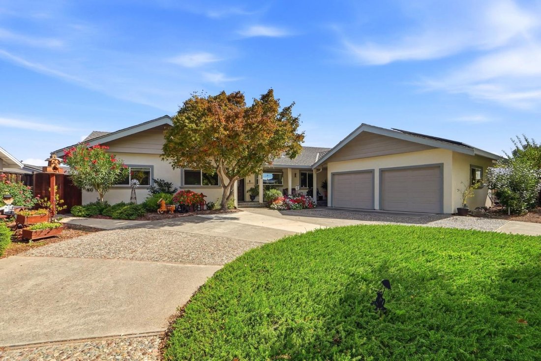 House in Gilroy, California, United States 2 - 19129430