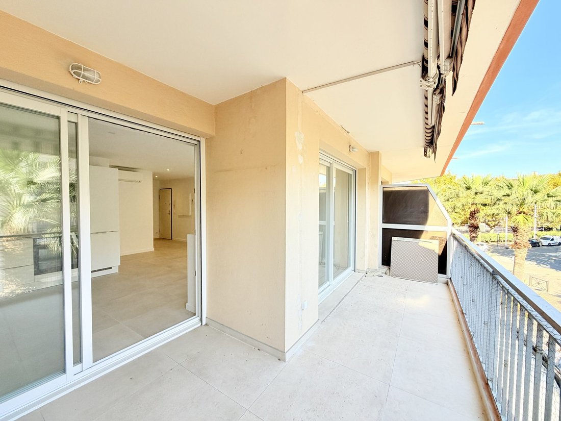 Wohnung in Ville-Les Saquedes-Le Bouillonnet, Sainte-Maxime, Frankreich 1 - 17072473