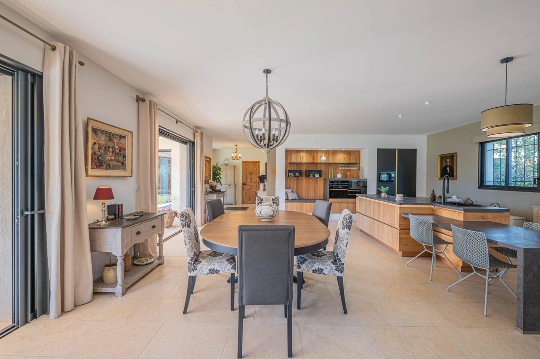 Villa en Grimaud, Provenza-Alpes-Costa Azul, Francia 5 - 19122675