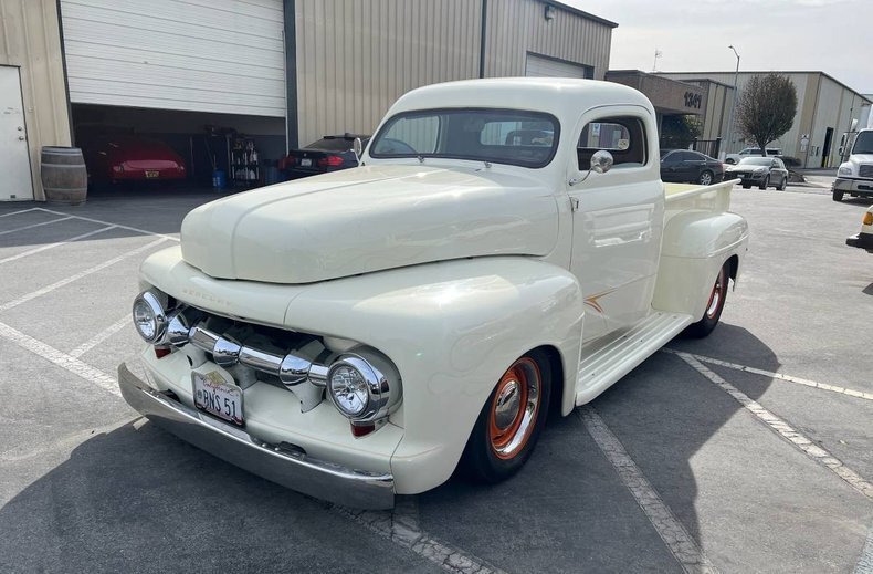 Pickup in Glendale, United States 1 - 19128484