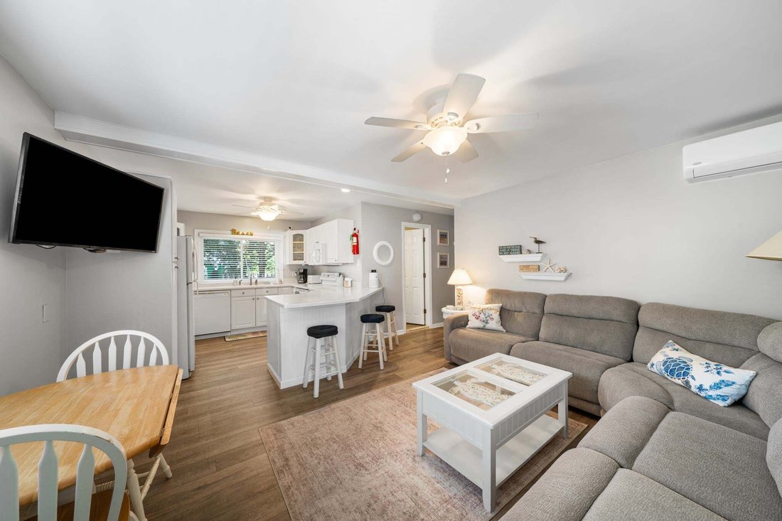 Condo in Stone Harbor, New Jersey, United States 4 - 19134714