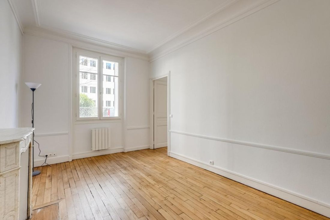 Apartment in Dupleix-Motte Picquet, Paris 15e Arrondissement, Paris 1 - 19122929