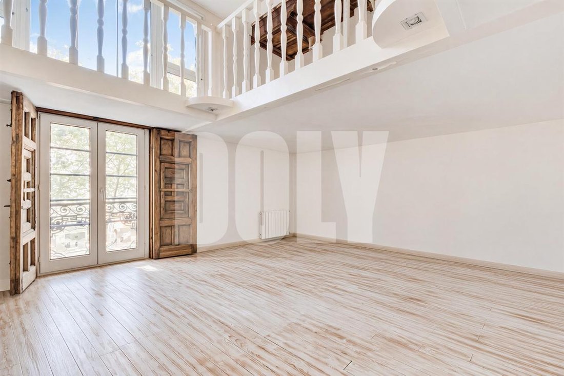 Apartment in Montmartre, Paris 18e Arrondissement, Paris 1 - 19123010