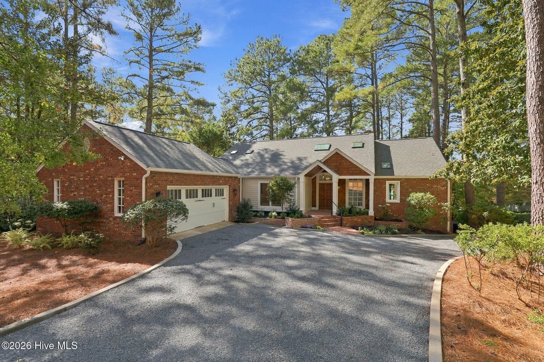 Casa en Pinehurst, Carolina del Norte, Estados Unidos 1 - 19125679
