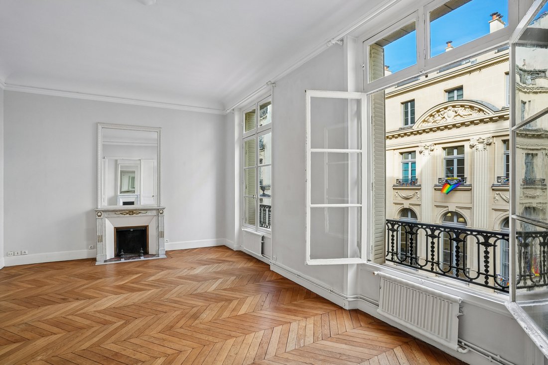 Apartment in Gros Caillou, Paris 7e Arrondissement, Paris 1 - 19123133