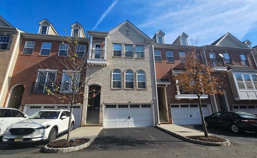 Townhouse in Secaucus, New Jersey, United States 1