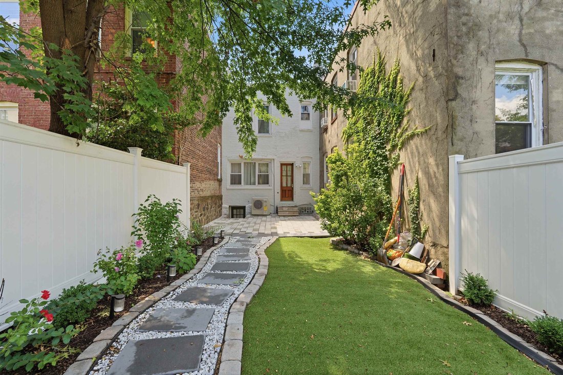 House in Jersey City, New Jersey, United States 1 - 19121122
