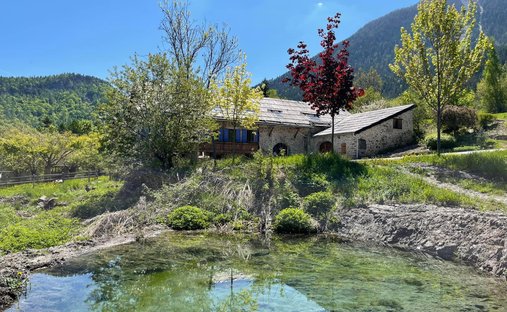 Anwesen in La Bréole, Ubaye-Serre-Ponçon, Frankreich 1