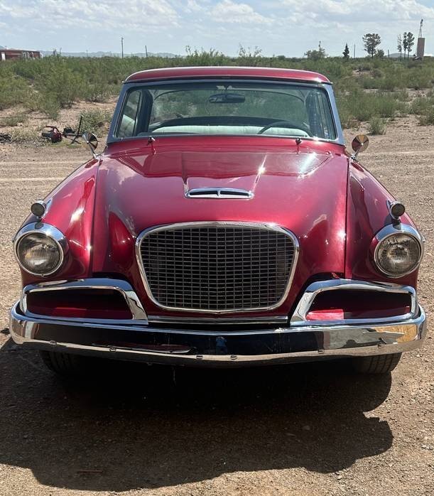 Coupe in Glendale, United States 1 - 19136473
