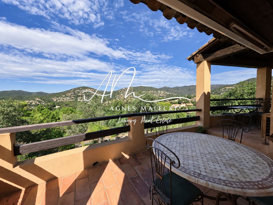 Villa a La Londe-les-Maures, Provenza-Alpi-Costa Azzurra, Francia 4 - 19136483